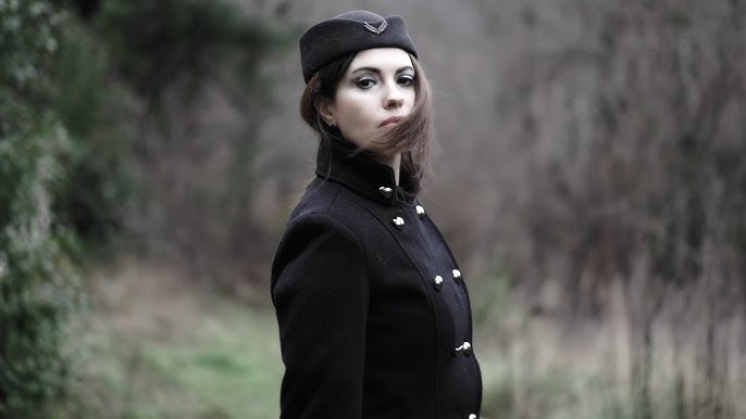 دانلود آهنگ Düştüm Tuzağa از Merve Demirci